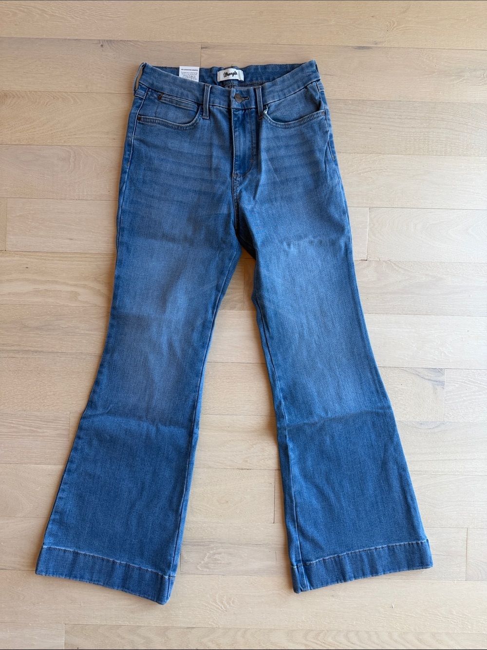 Wrangler (NWT) - Picture 9 of 11